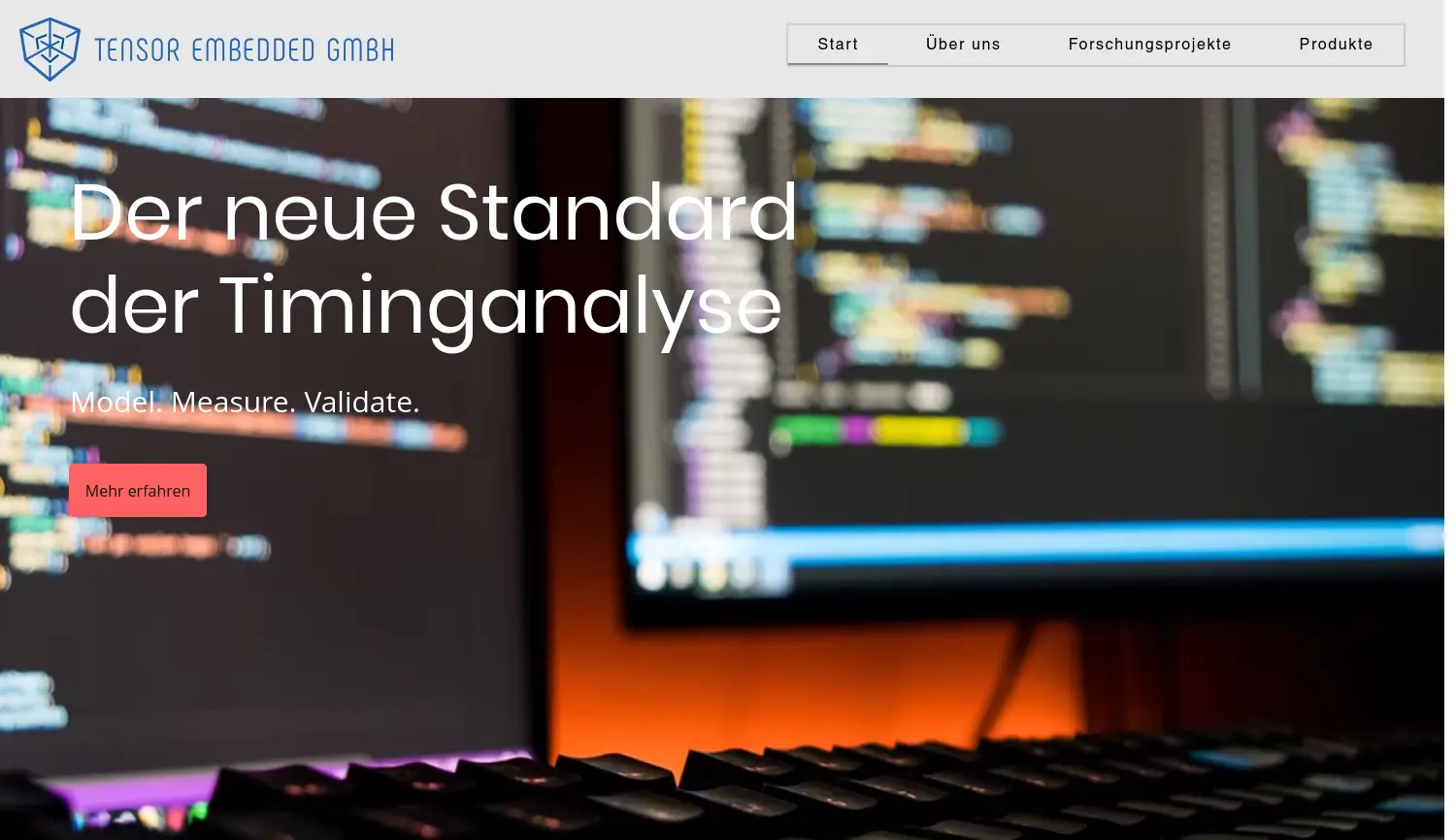 Website-Screenshot von tensor embedded