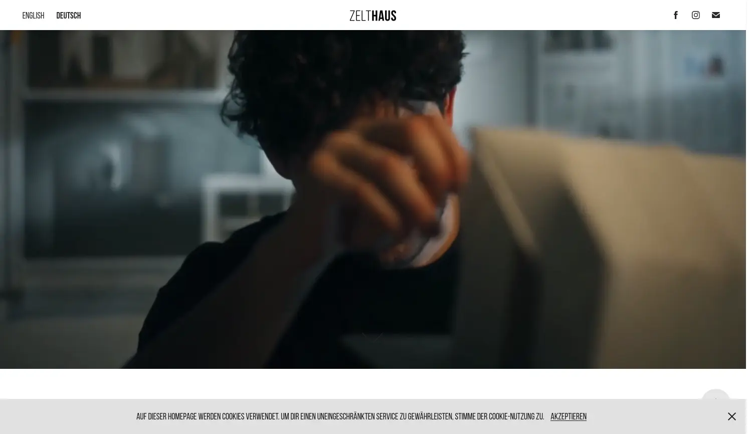 Website-Screenshot von zeltHAUS